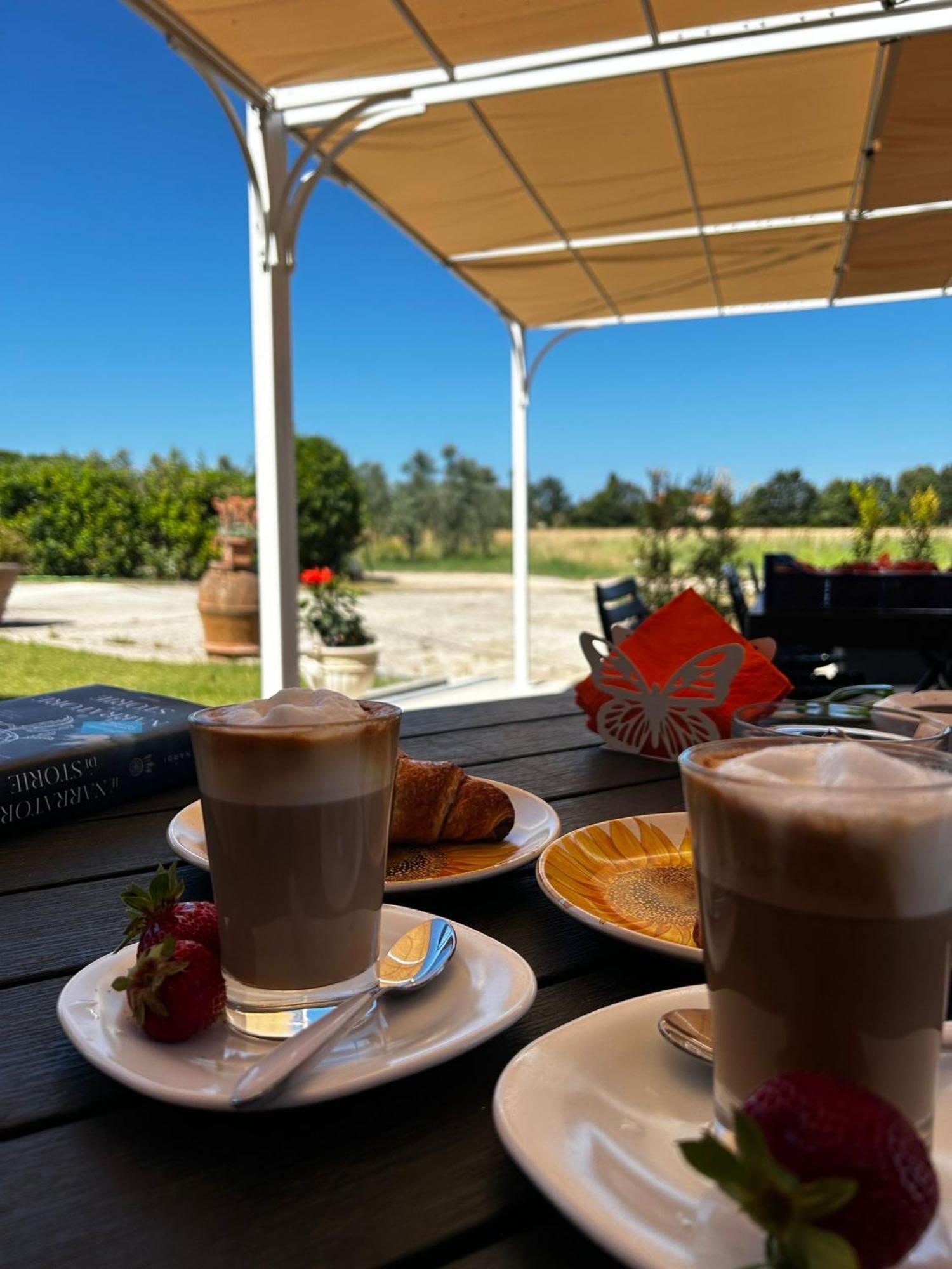 Agriturismo Da Michele E Carmela Di Voli Patrizia 도노라티코 외부 사진